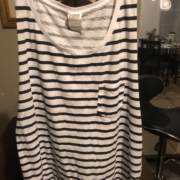 PINK - Picture 3 of 3